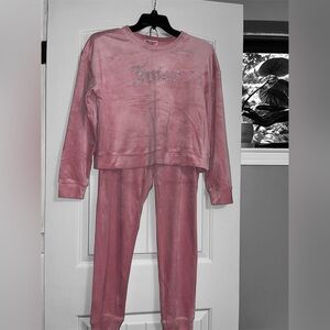 Juicy couture velour 
Color :rose